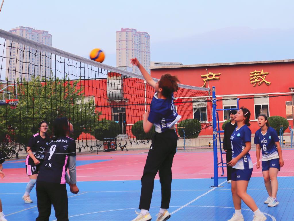 学校开展2026年学生排球赛